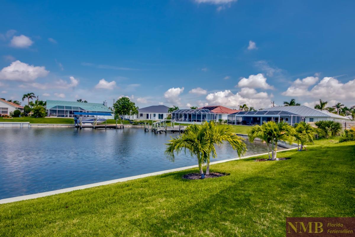 Ferienhaus-Cape-Coral-Villa-Cape-Royal_66-Backyard