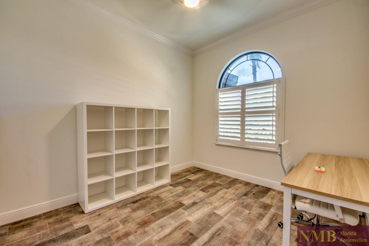 Ferienhaus-Cape-Coral-Villa-Blue-Moon_57-Office