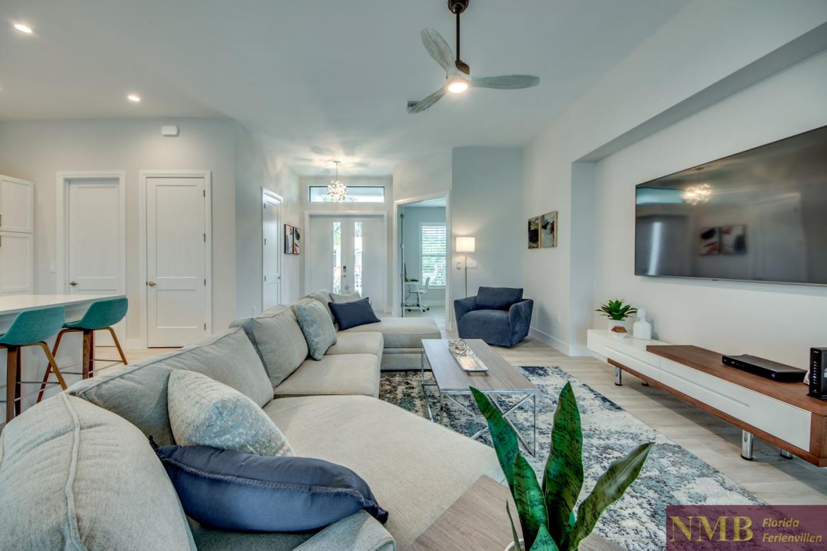 Ferienhaus-Cape-Coral-Villa-Hummingbird_13-Family-Room