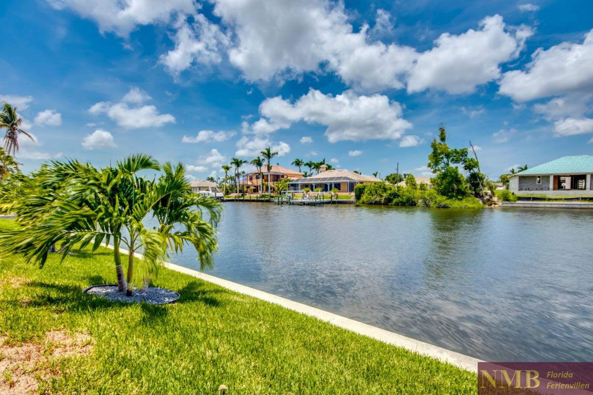 Ferienhaus-Cape-Coral-Villa-Hummingbird_77-Backyard