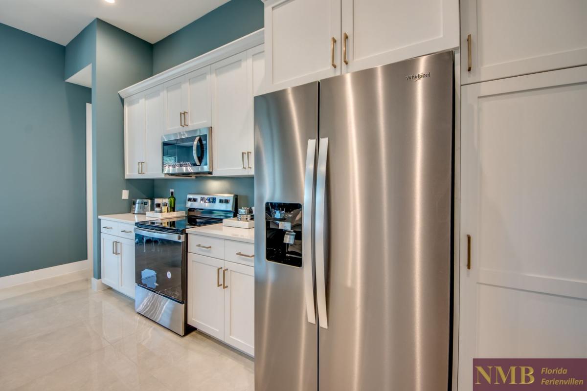 Ferienhaus-Cape-Coral-Villa-Tranquil-Sands_35-Kitchen