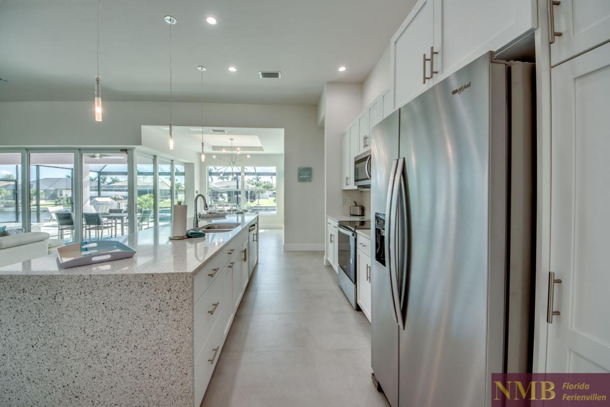 Ferienhaus-Cape-Coral-Villa-Sea-Shell_25-Kitchen