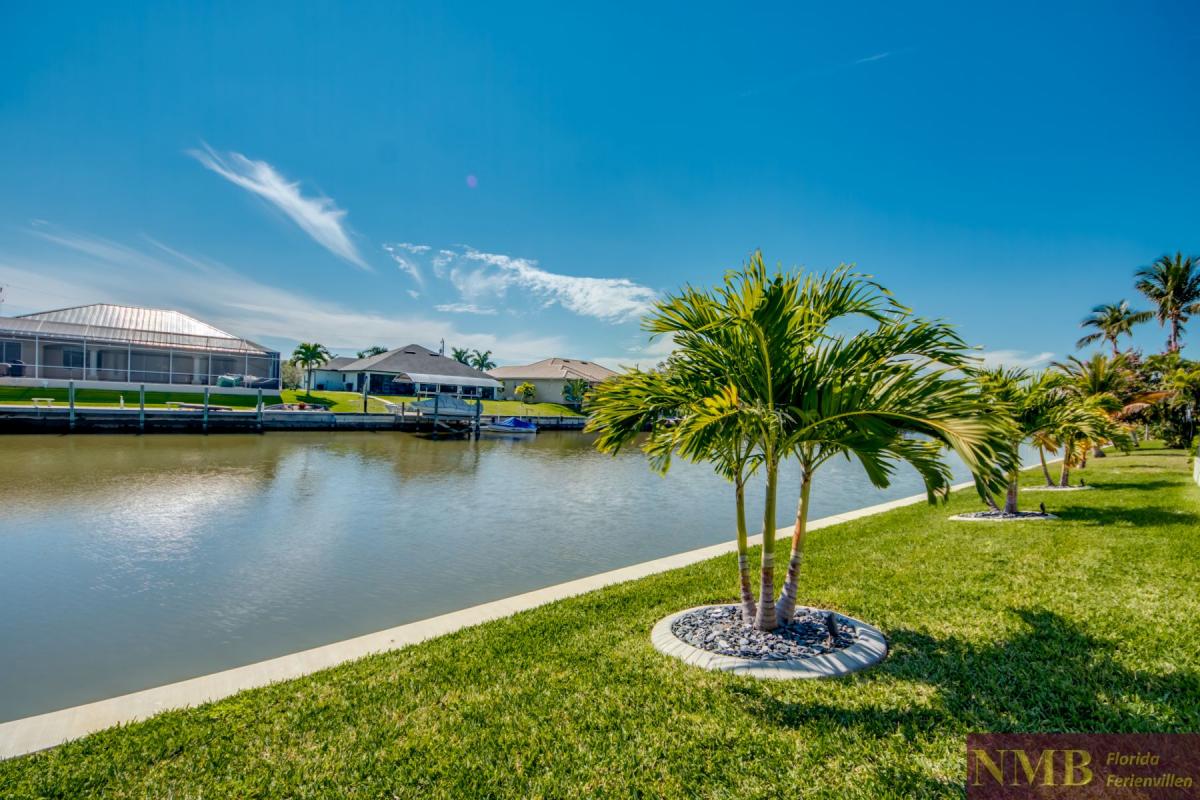 Ferienvilla-Summerwind-Cape-Coral_71-Backyard