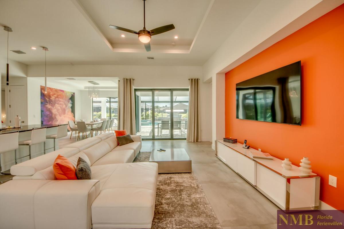 Ferienvilla-Summerwind-Cape-Coral_8-Family-Room