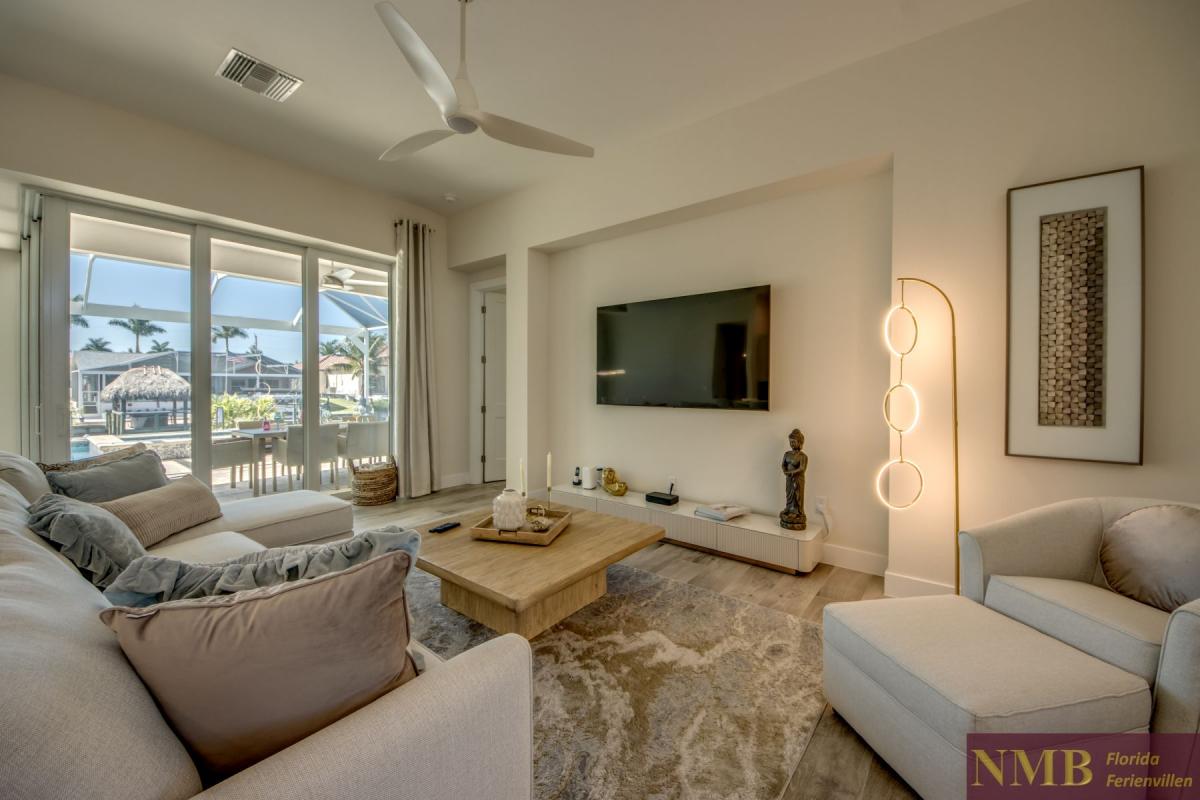 Ferienhaus-Cape-Coral-Villa-Winking-Owl_9-Family-Room