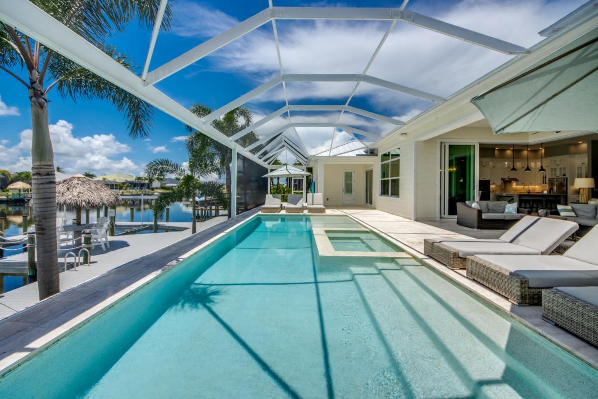 Ferienhaus-Cape-Coral-Ocean-Dream_67-Pool-Hot-Tub