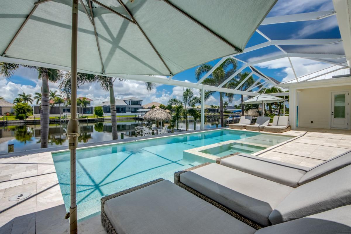 Ferienhaus-Cape-Coral-Ocean-Dream_68-Pool-Hot-Tub