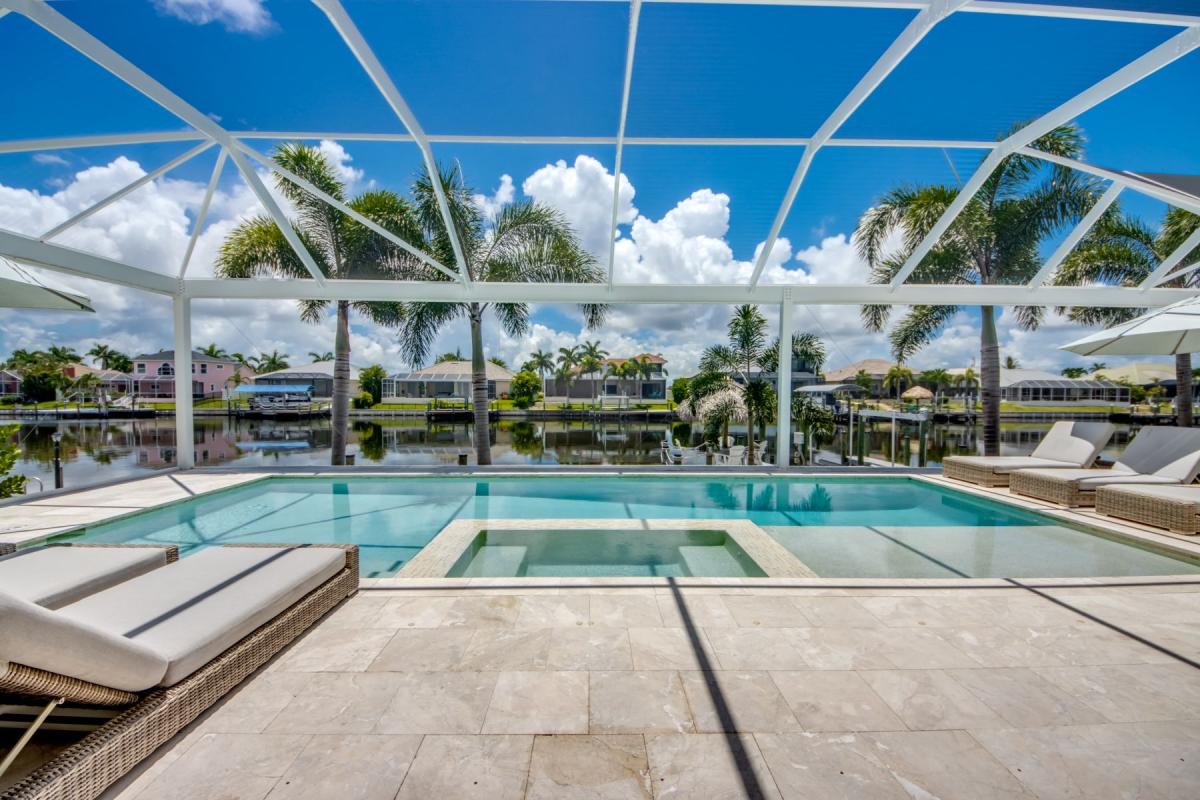 Ferienhaus-Cape-Coral-Ocean-Dream_69-Pool-Hot-Tub