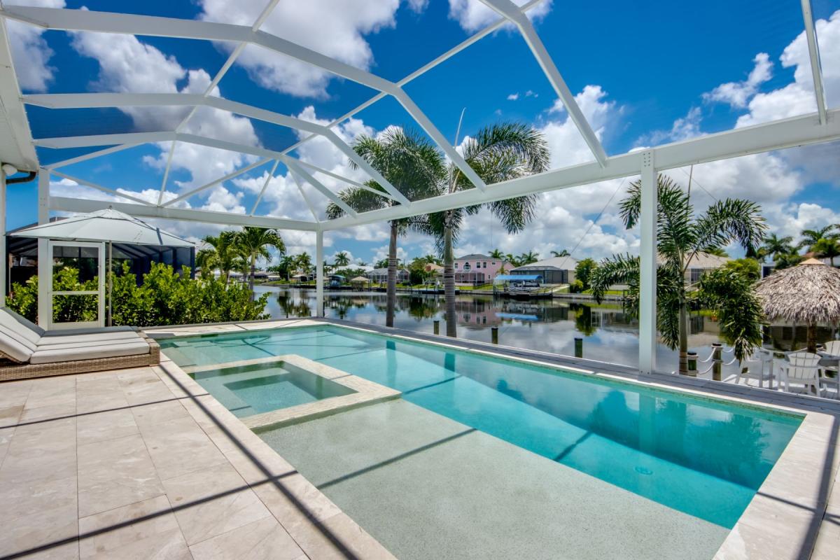 Ferienhaus-Cape-Coral-Ocean-Dream_71-Pool-Hot-Tub