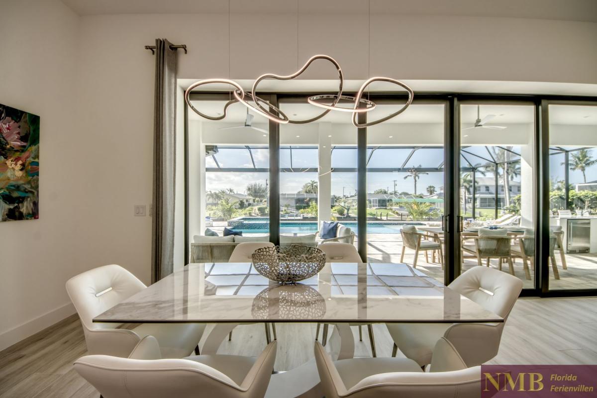 Ferienhaus-Cape-Coral-Sola_20-Dining