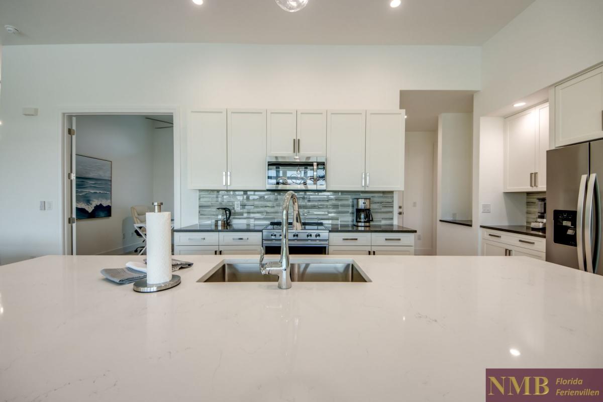 Ferienhaus-Cape-Coral-Sola_28-Kitchen