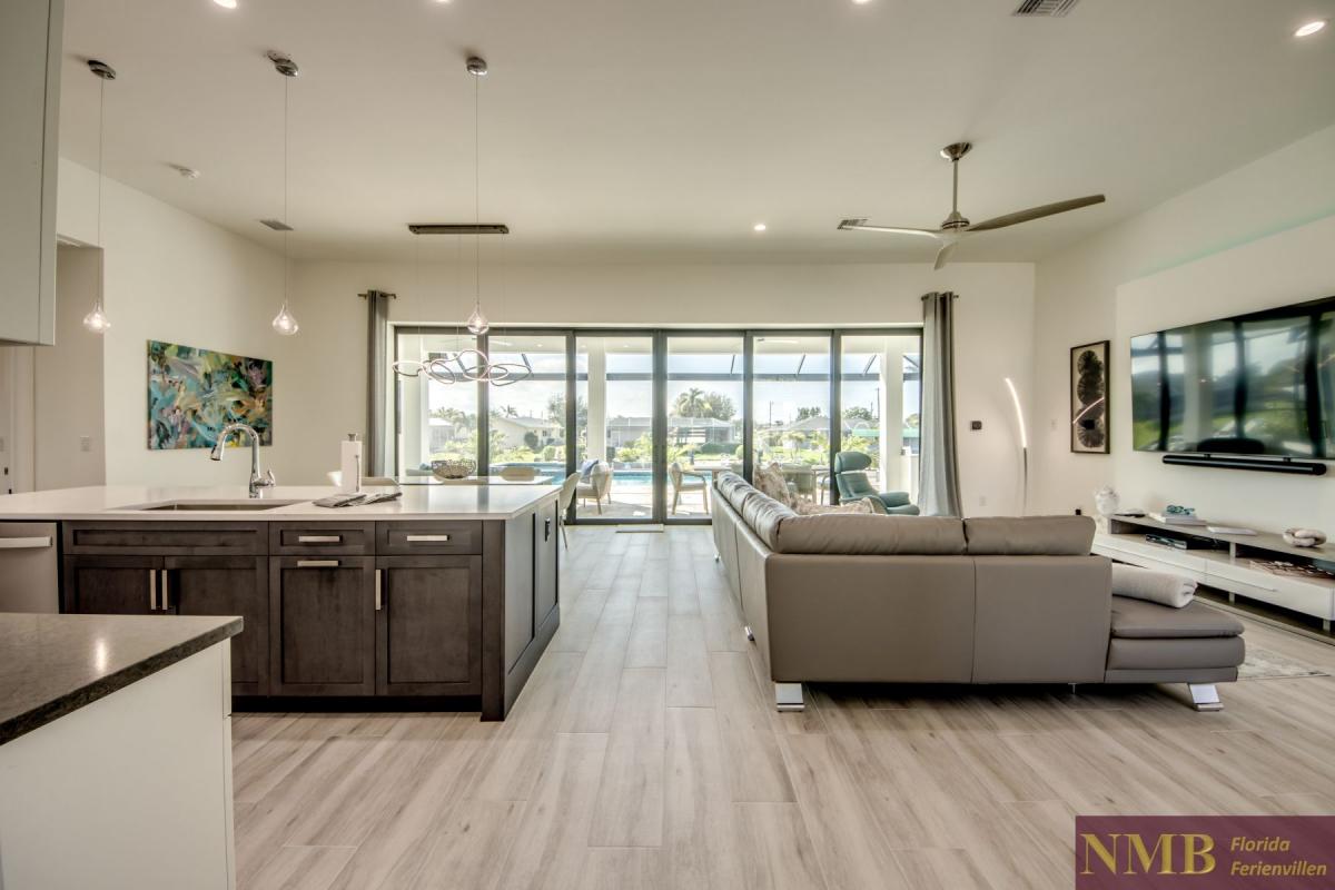 Ferienhaus-Cape-Coral-Sola_34-Kitchen
