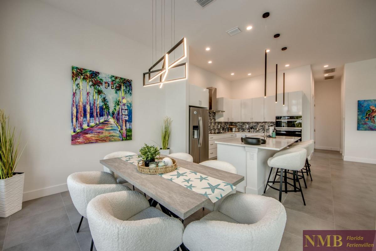 Ferienhaus-Cape-Coral-Sola_19-Dining-Room