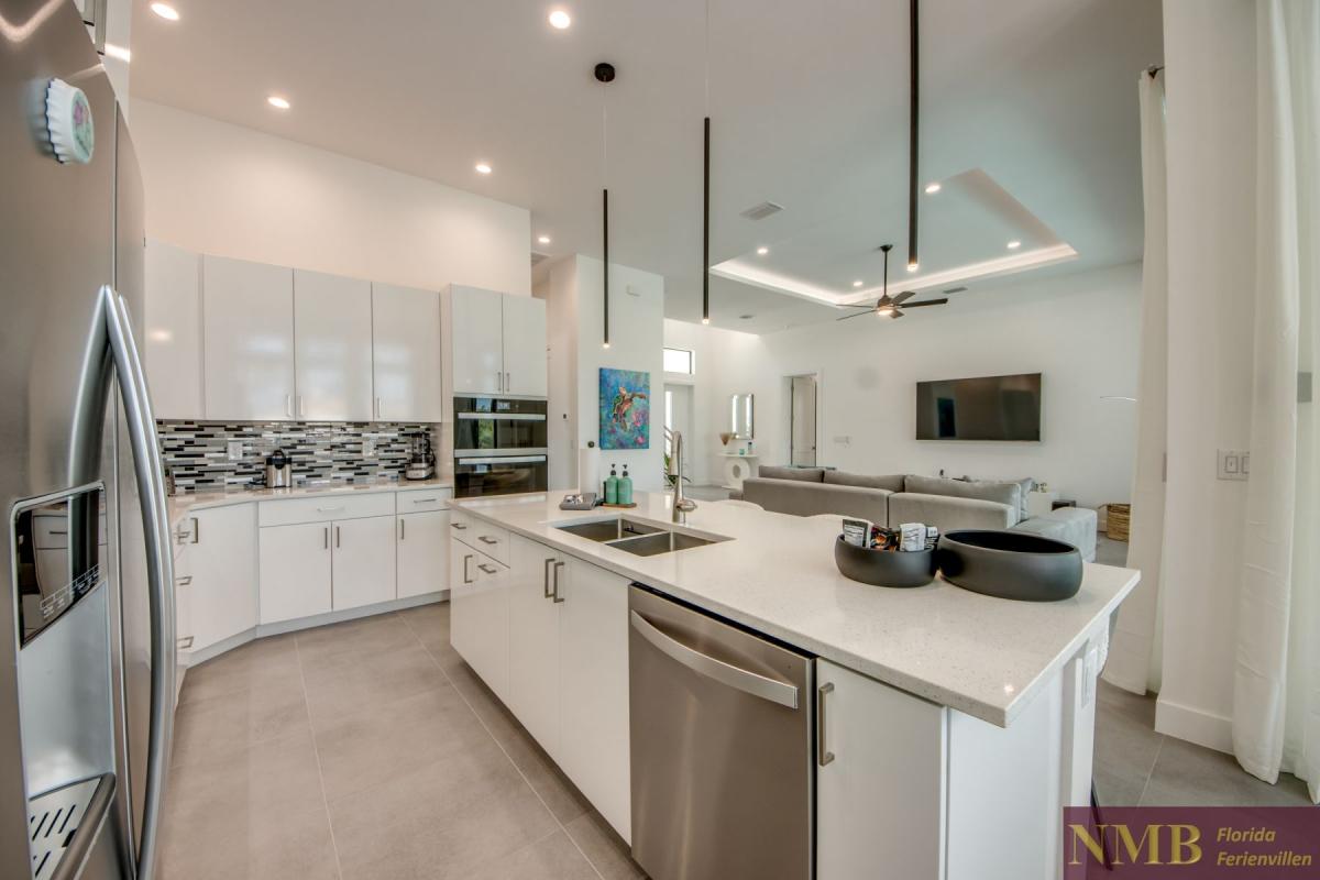 Ferienhaus-Cape-Coral-Sola_26-Kitchen
