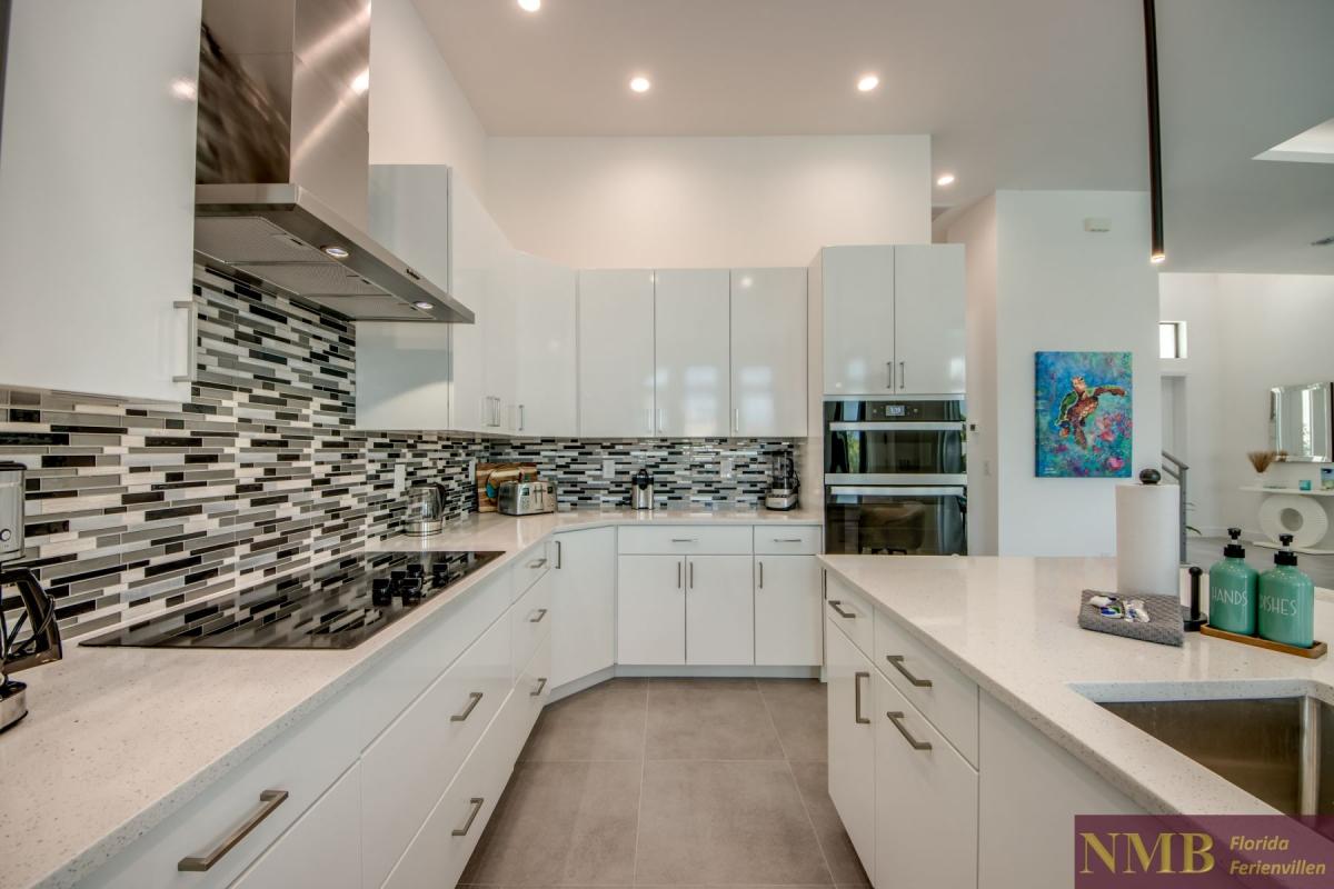 Ferienhaus-Cape-Coral-Sola_28-Kitchen