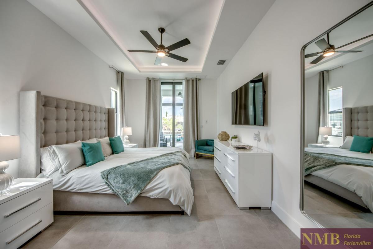 Ferienhaus-Cape-Coral-Sola_33-Master-Bedroom