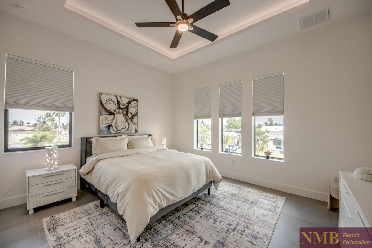 Ferienhaus-Cape-Coral-Sola_51-Bedroom-3