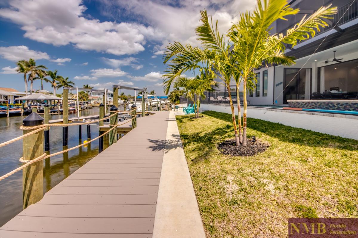 Ferienhaus-Cape-Coral-Sola_91-Backyard