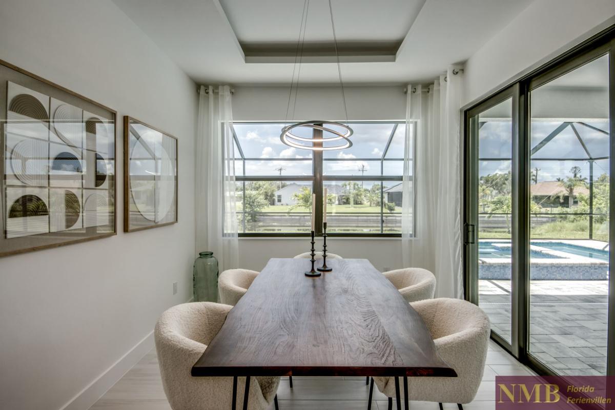 Ferienhaus-Cape-Coral-Just-Heaven_18-Dining-Room