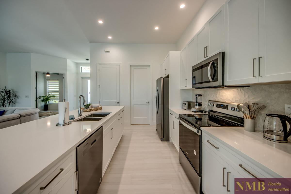 Ferienhaus-Cape-Coral-Just-Heaven_21-Kitchen