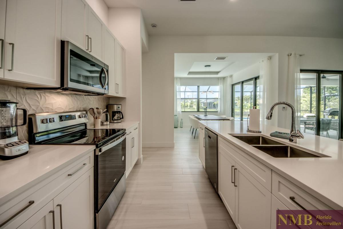 Ferienhaus-Cape-Coral-Just-Heaven_27-Kitchen