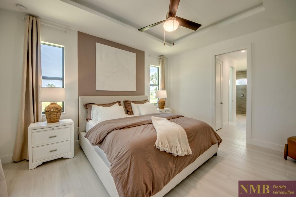Ferienhaus-Cape-Coral-Just-Heaven_29-Master-Bedroom