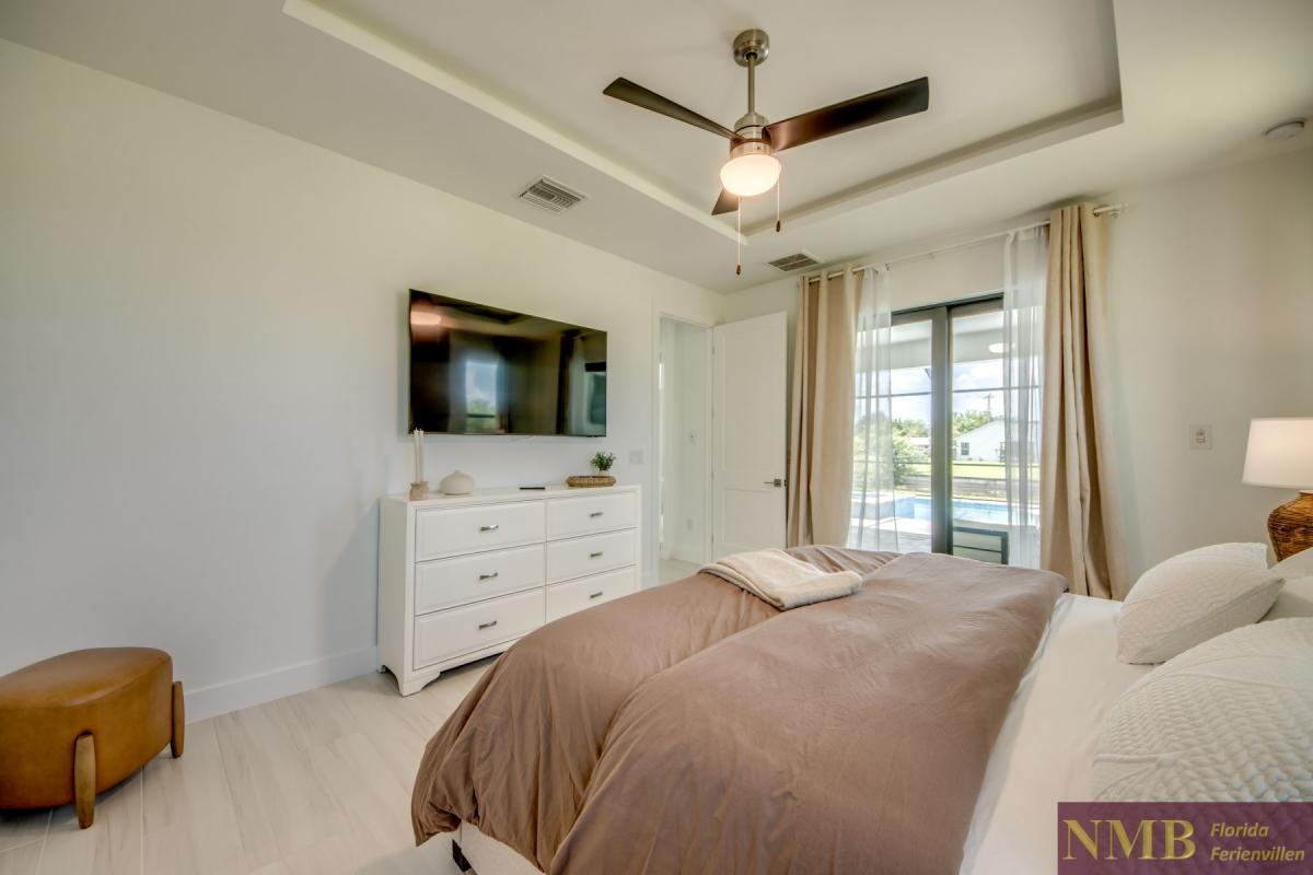 Ferienhaus-Cape-Coral-Just-Heaven_33-Master-Bedroom