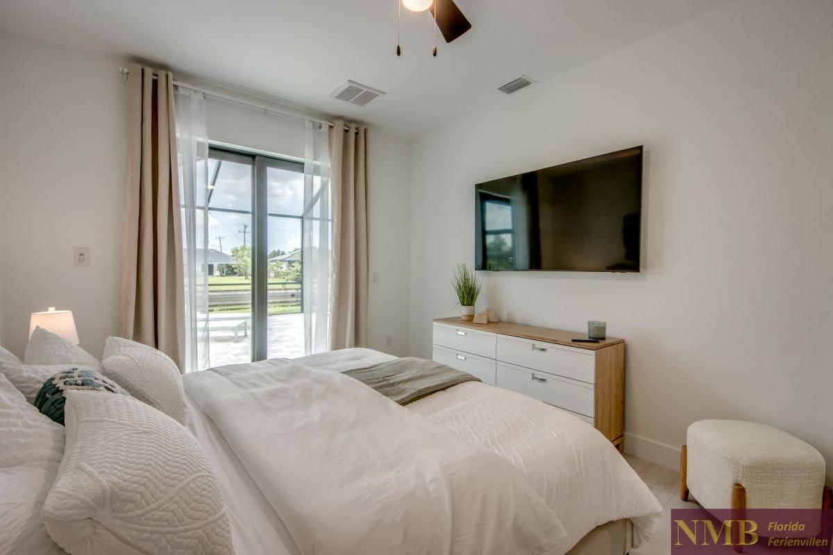 Ferienhaus-Cape-Coral-Just-Heaven_38-Bedroom-2