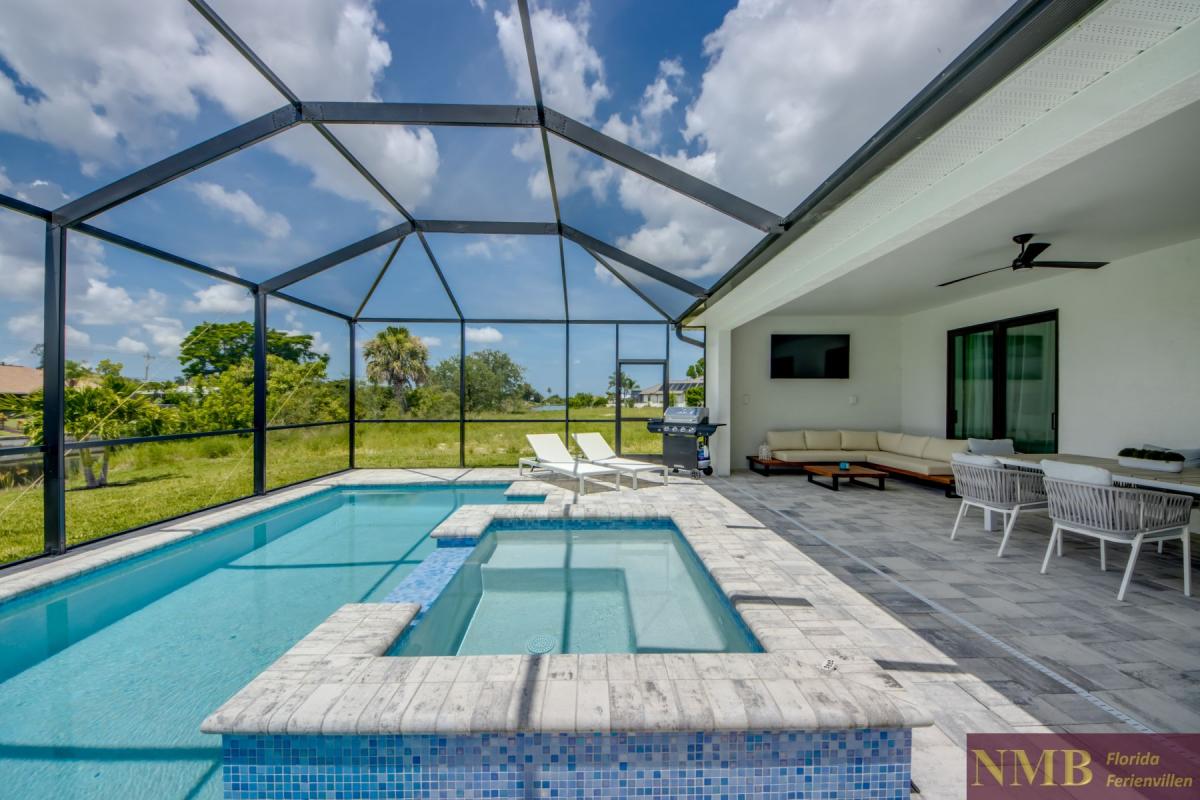 Ferienhaus-Cape-Coral-Just-Heaven_63-Pool-Hot-Tub