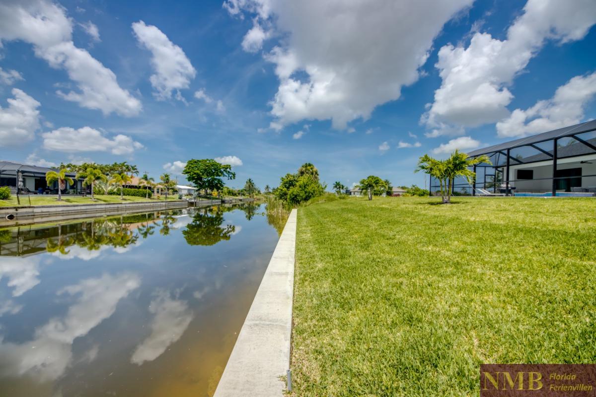Ferienhaus-Cape-Coral-Just-Heaven_69-Backyard