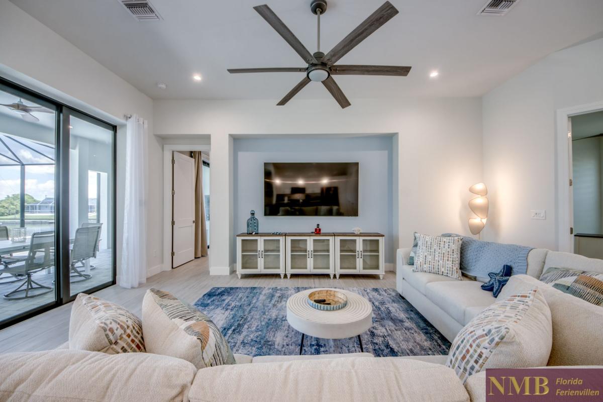 Cape_Coral_Ferienhaeuser_Barbara_11-Family-Room
