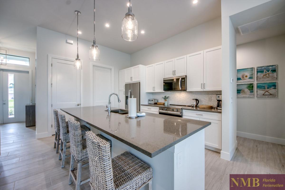 Cape_Coral_Ferienhaeuser_Barbara_26-Kitchen
