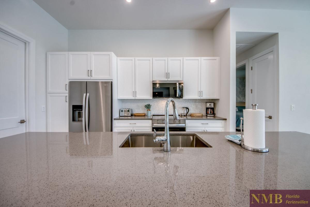Cape_Coral_Ferienhaeuser_Barbara_28-Kitchen