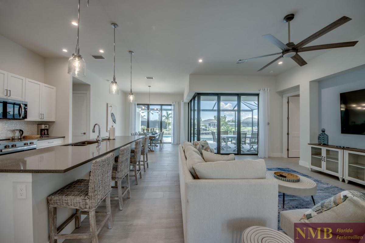 Cape_Coral_Ferienhaeuser_Barbara_32-Kitchen