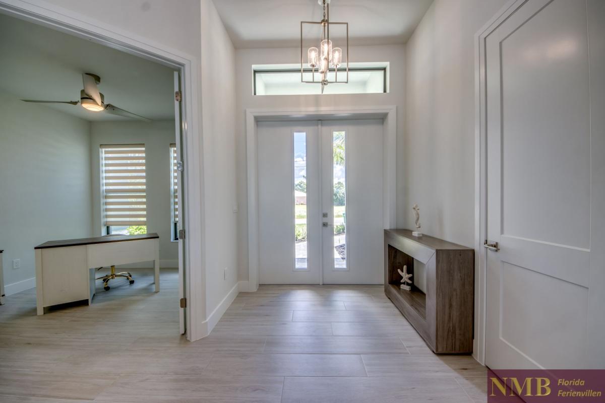 Cape_Coral_Ferienhaeuser_Barbara_5-Foyer