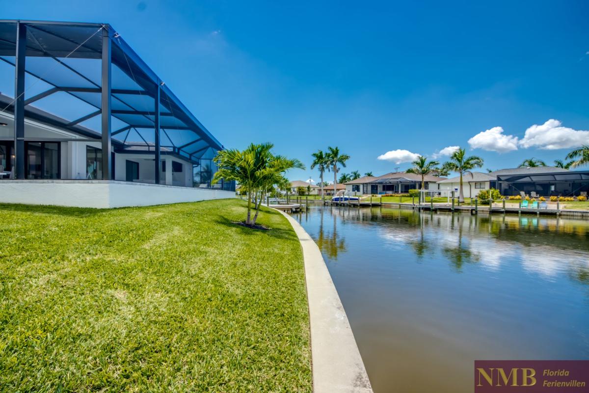 Cape_Coral_Ferienhaeuser_Barbara_76-Backyard